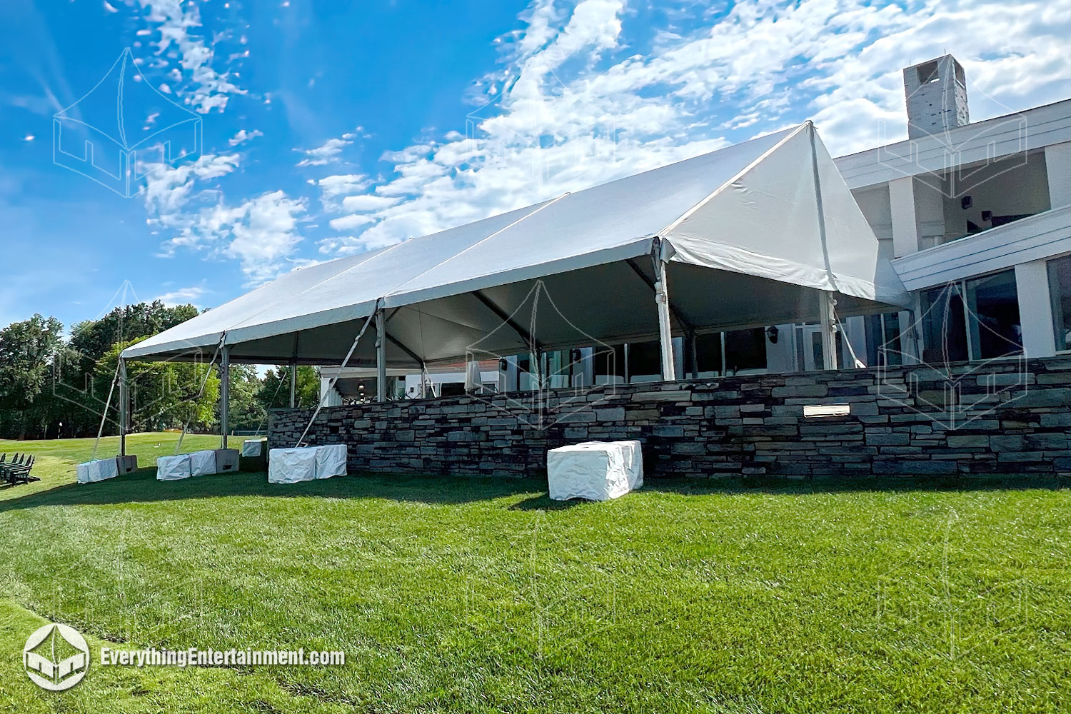 A beautifully crafted 40x45 frame tent, seamlessly blending functionality and elegance for any gathering.